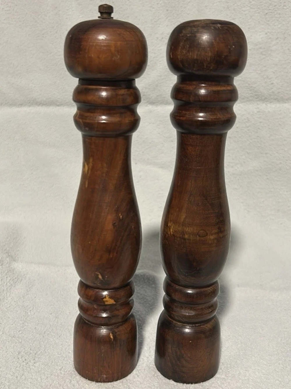 Vintage Dark Brown Turned Wooden Salt and Pepper Mills